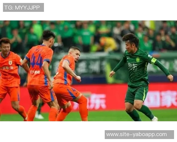 国安球员半场后展现斗志防守问题依旧是最大短板 国安球员半场后展现斗志防守问题依旧是最大短板