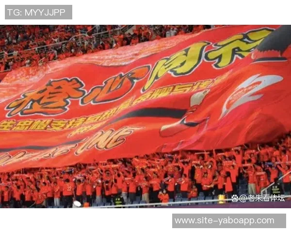 橙衣传奇再现鹏起泰山他以12战9不败点燃球队希望与信念