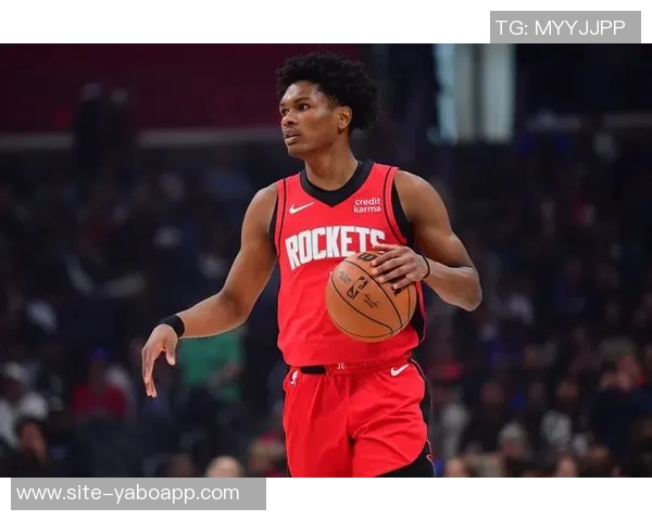 阿门汤普森荣膺11月25日NBA最佳球员展现超凡实力与潜力