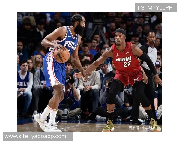 热火全队齐发力半场9人得分5人上双展现团队实力