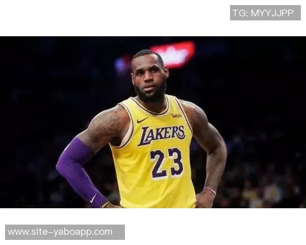 斯佩尔曼半场表现抢眼10投6中砍下14分7篮板2助攻正负值高达12